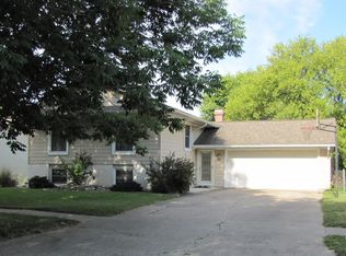 7 28th Pl, Fort Madison, IA 52627