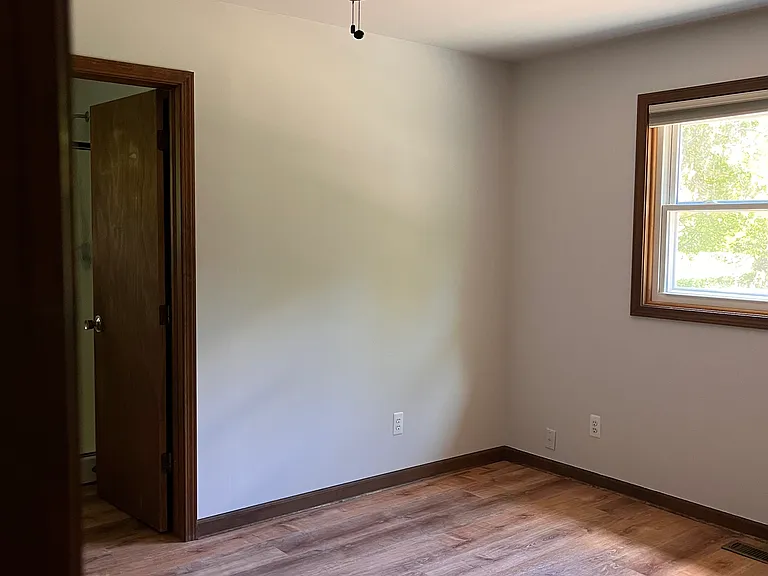 5500 Edgar Rd — Photo 23