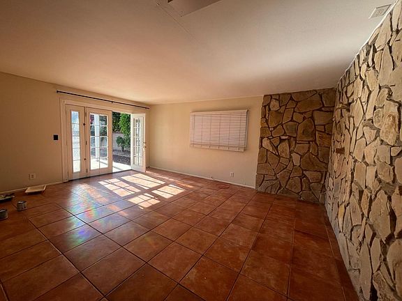 3rd image of 8409 Topanga Canyon Blvd