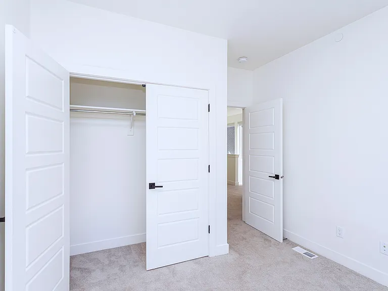Peak Interior-12