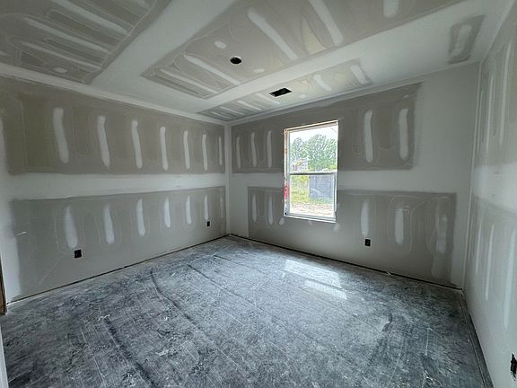 4th image of 309 S Hampton St