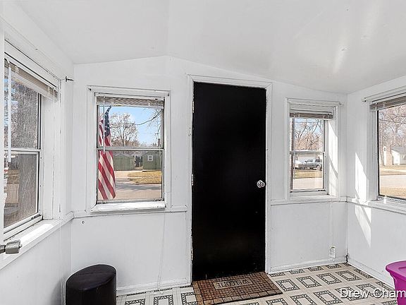 4th image of 3058 Longstreet Ave SW