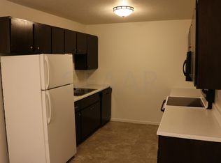 1702 22nd Ave S, Grand Forks, ND 58201