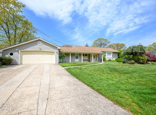 596 Sica Ln, Toms River, NJ 08753