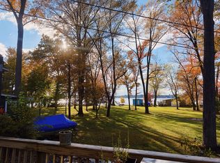 9847 Portage Lake Ave, Pinckney, MI 48169