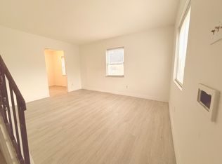 1747 Grand Ave, Cincinnati, OH 45214