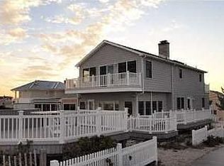 13 Falls Rd, Mantoloking, NJ 08738