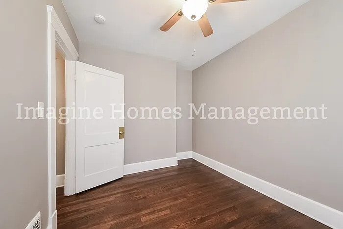 1310 Westlake Ave — Photo 10
