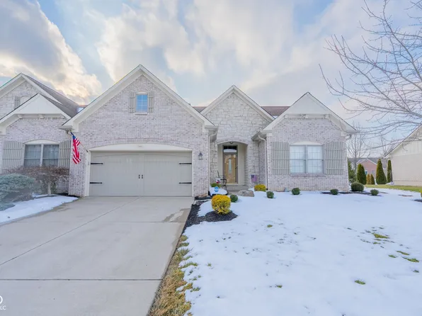 4082 Bayberry Ct, Greenwood, IN 46143