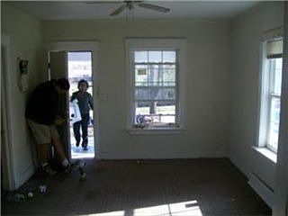 2nd image of 5028 Wabash Ave