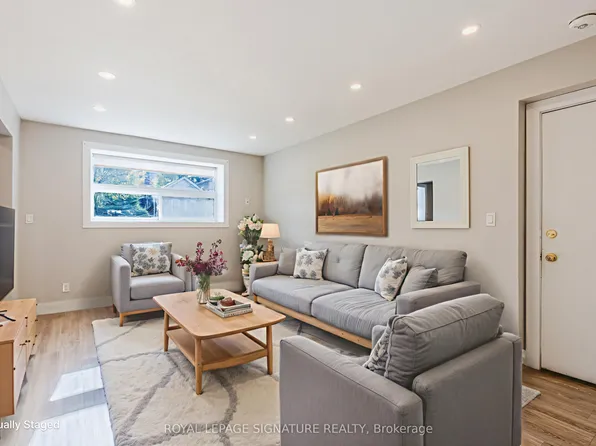 1 Hassard Ave #1, Toronto, ON M4K 3N3