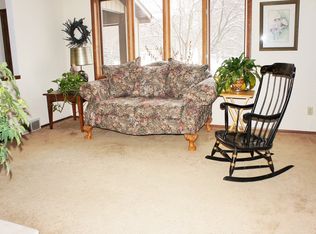 1340 Cadbury Ct, Reedsburg, WI 53959