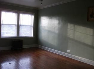 4631 N Lowell Ave APT E2, Chicago, IL 60630