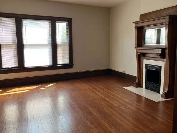 1207 North High Street