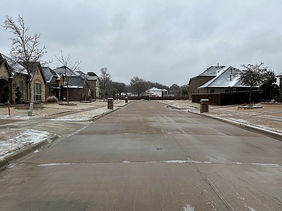 5th image of 2507 Melissa Dianne Dr