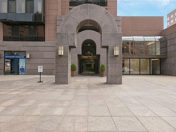 2nd image of 4 Martine Ave #108