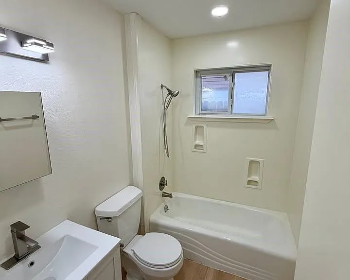 3428 Hickory Ln — Photo 13