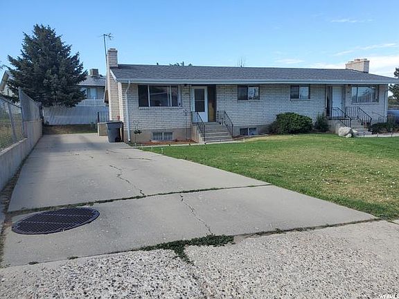 2nd image of 248 S Cherry Hill Dr