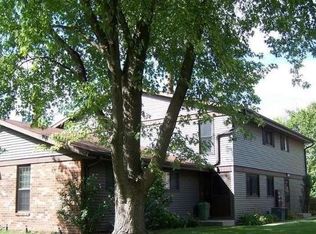 6938 N Raintree Dr, Milwaukee, WI 53223