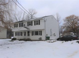 3892-3894 Brick Schoolhouse Rd, Hamlin, NY 14464