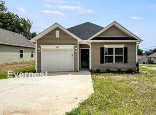 617 14th St SW, Hickory, NC 28602