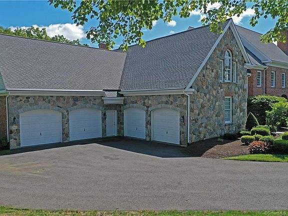 5th image of 57 Far Hills Dr