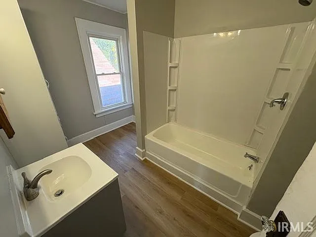 304 N Hackley St — Photo 19