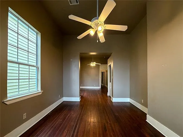 2 bed, 1.0 bath, 900 sqft, $1,375 — Photo 3