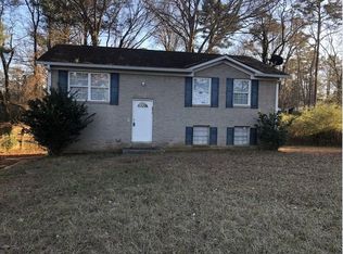 6613 Stark Ct, Riverdale, GA 30274