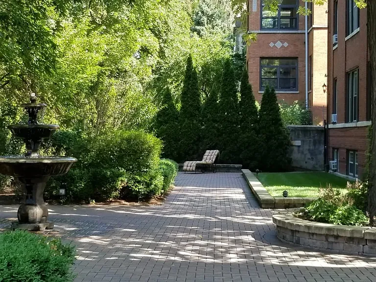 4611 N Dover St #3E — Photo 7