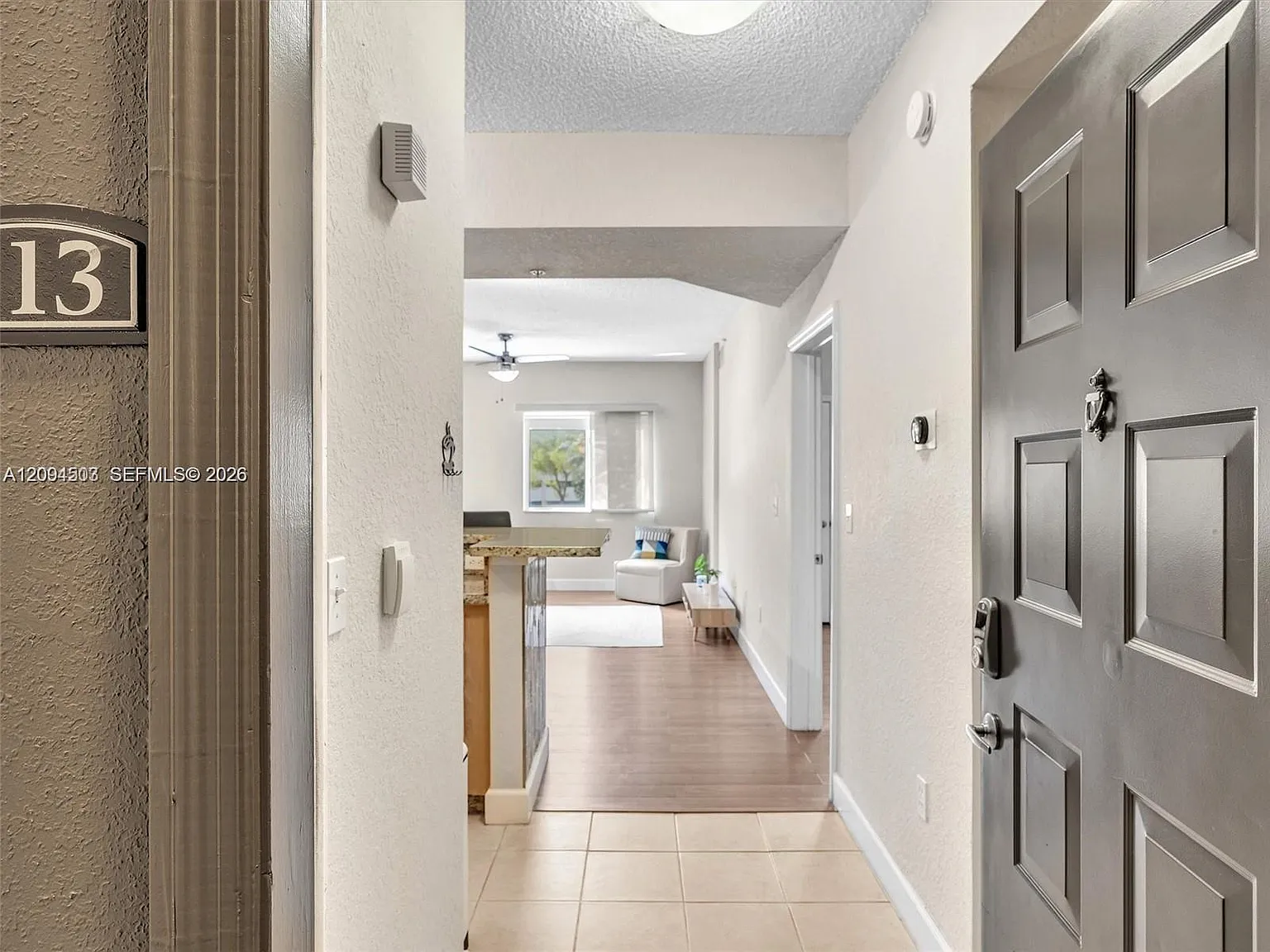 2 bed, 1010 sqft, $3,500 — Photo 2
