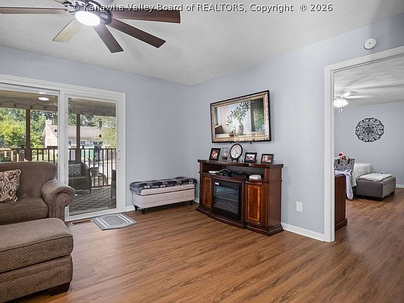 5th image of 144 Windmere Dr