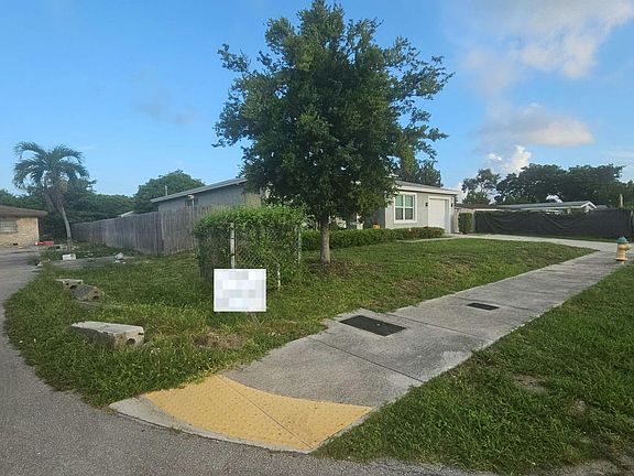 3rd image of 2623nw18th Ter