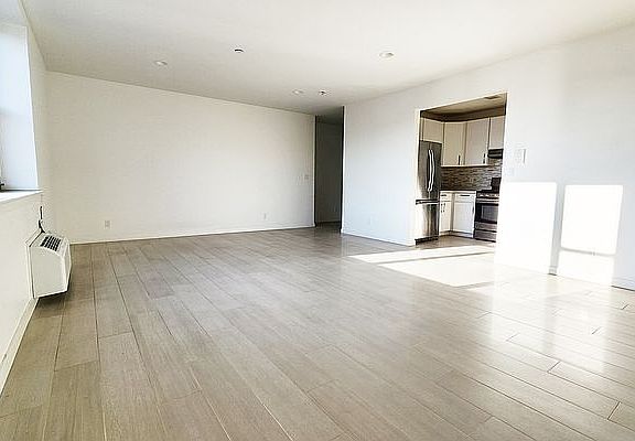 3rd image of 458 5th Ave #3D