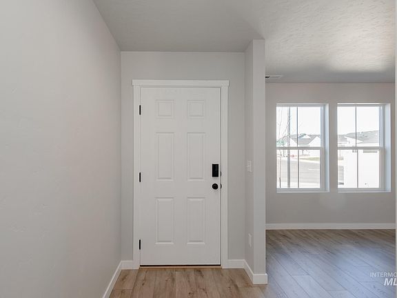 2nd image of 348 N Meadowsweet Ave