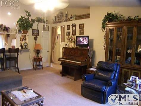 5th image of 1005 W 10th St