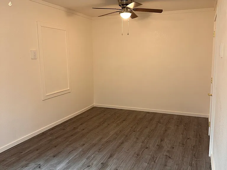 Alvin Apartments — Photo 54
