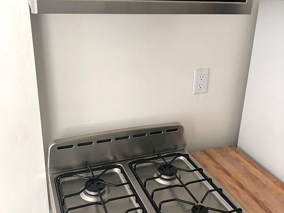 4th image of 396 Kolmar St #5