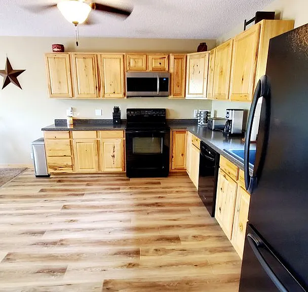 27356 Ross Lake Rd — Photo 2