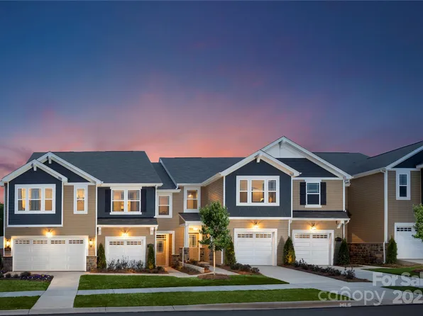 7228 Hodges Meadow Ln, Charlotte, NC 28213