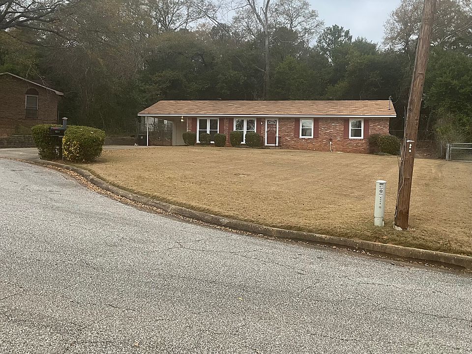 House in cul de sac
