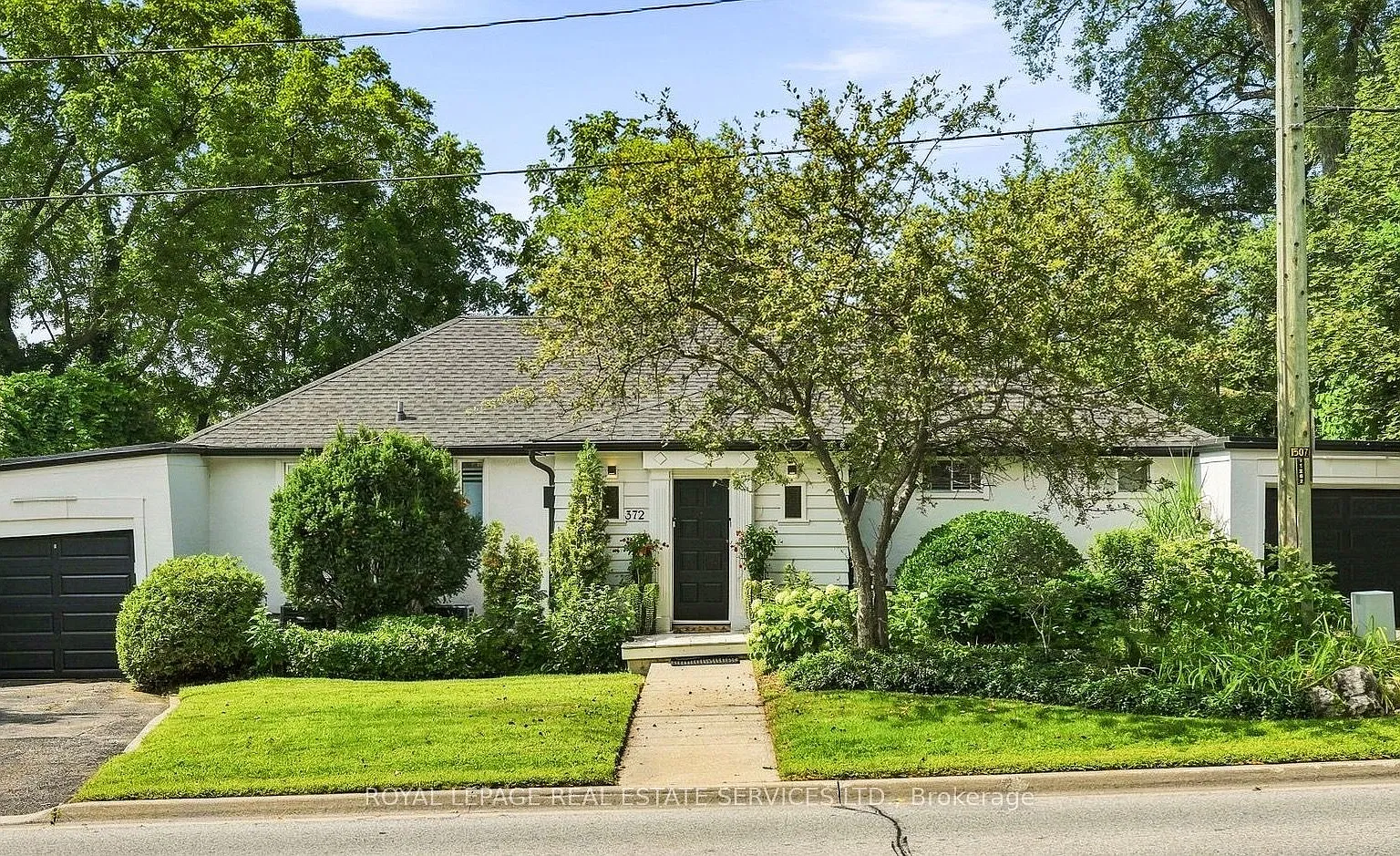 2 bed, $4,000 — Photo 1