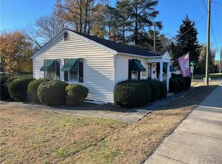 10271 Robious Rd, North Chesterfield, VA 23235