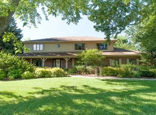 3001 Farner Ct, Riverwoods, IL