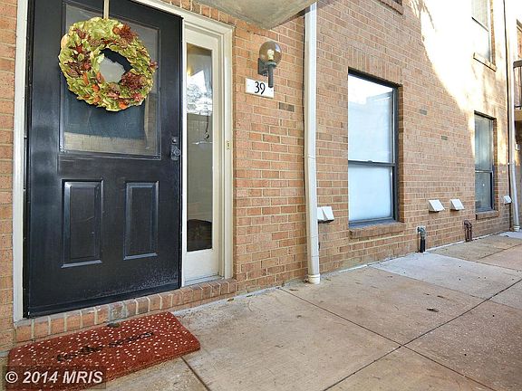 3rd image of 39 Dudley Ct #22