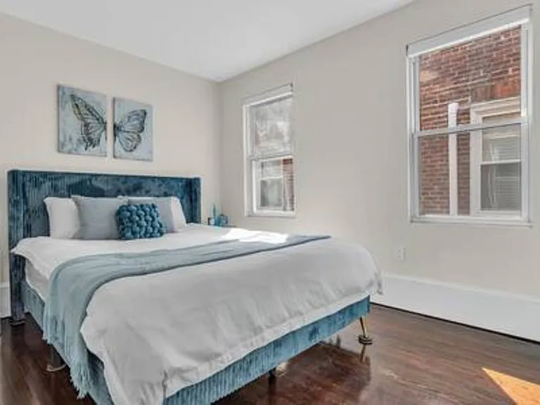 30 N Montgomery Ave — Photo 24