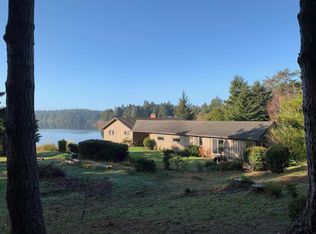 92949 Lakeshore Dr, Langlois, OR 97450