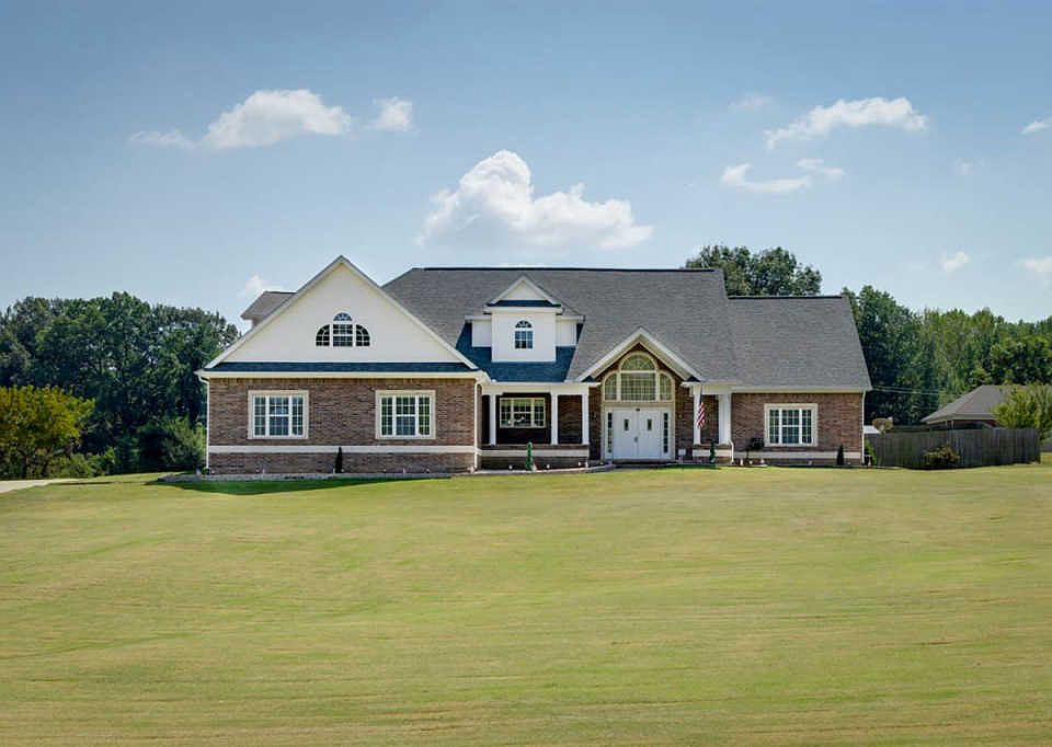 1st image of 401 Kate McClanahan Dr