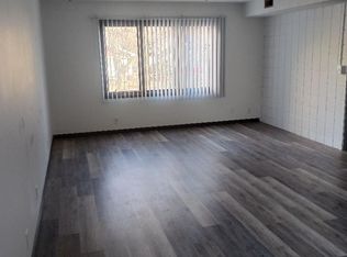 1731 S 15th St #4, Lincoln, NE 68502