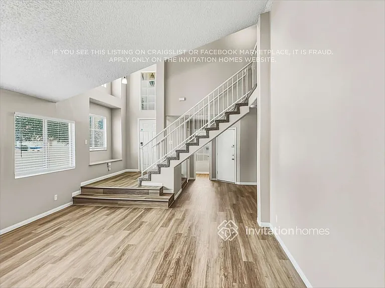 3301 Hyannis Cir — Photo 5
